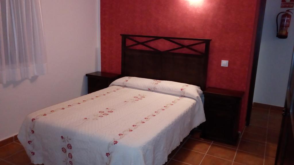 Apartamentos Rurales Casas De Los Maestros Таларрубьяс Экстерьер фото