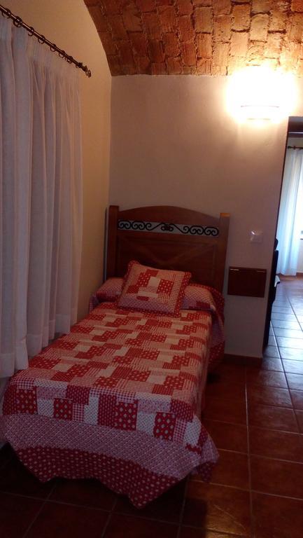 Apartamentos Rurales Casas De Los Maestros Таларрубьяс Экстерьер фото