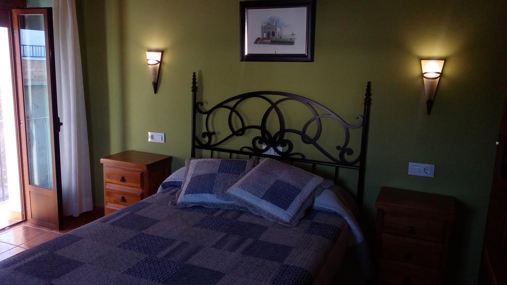 Apartamentos Rurales Casas De Los Maestros Таларрубьяс Экстерьер фото